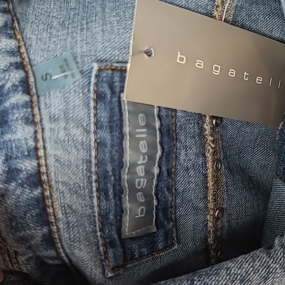 Bagatelle Pearl Embellished Denim Trucker Jean Jacket In Blue - NWT - Picture 15 of 17